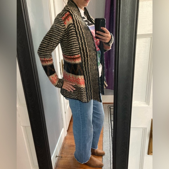 Pink Rose striped sweater - Picture 2 of 8